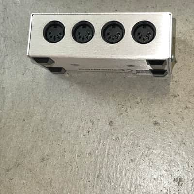 Immagine Kenton Thru-5 Active MIDI Thru Box w/ Original Box - 3