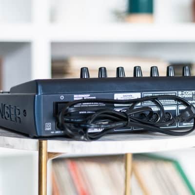 Behringer B-Control BCF2000 USB MIDI DAW Fader Controller Bild 7