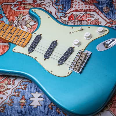 FENDER USA Custom Shop '62 Stratocaster *Dealer Exclusive Flamethrower Journeyman Relic "Ocean Turquoise" (2025) image 5