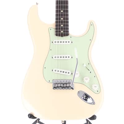 Fender Certified Pre-Owned Vintera II '60s Stratocaster, Rosewood Fingerboard RW, Olympic White (Q10) (90432) image 1