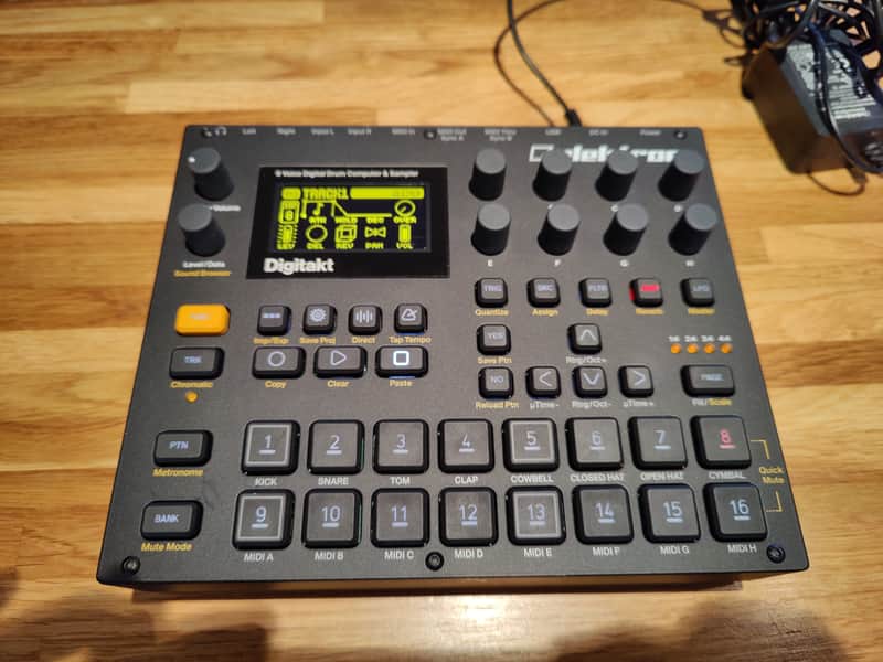 Elektron Digitakt 2017 - 2024 - Black image 1