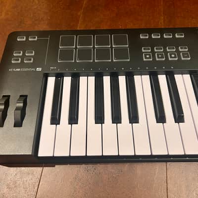 Arturia KeyLab Essential 49 MkIII MIDI Controller 2023 - Present - Black image 2