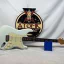 Fender Classic Player '60s Stratocaster Guitar 2008 - Sonic Blue