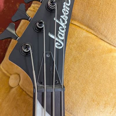 Jackson JS Series JS2 Concert Bass with Amaranth Fretboard 2025 - Satin Black image 3