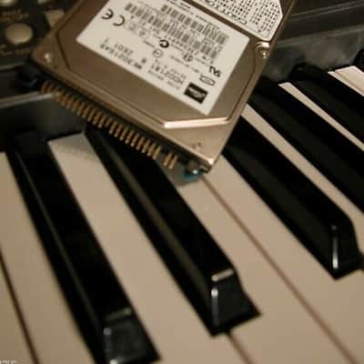 Disque dur pour Yamaha TYROS 1 TYROS2 Hard disk avec notice montage