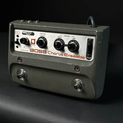 Boss Chorus Ensemble CE-1 (1976), Vintage Stereo Chorus Pedal MIJ image 2