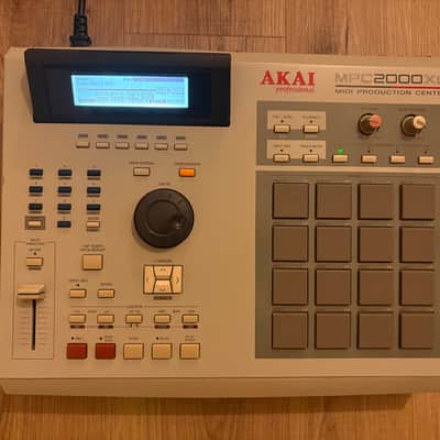 Akai MPC2000XL original manual 8 outs CF cards reader max ram