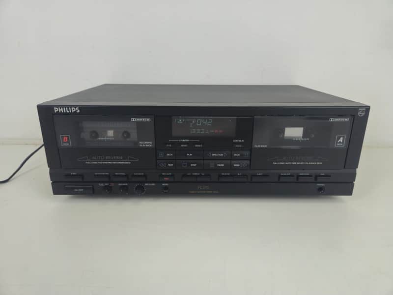 Philips - FC670 - Double Cassette Deck - 3-Head - With Remote image 1