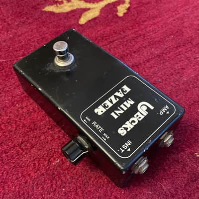 Vintage 1972 Uecks (Univox Shin Ei) mini Fazer - Black image 2