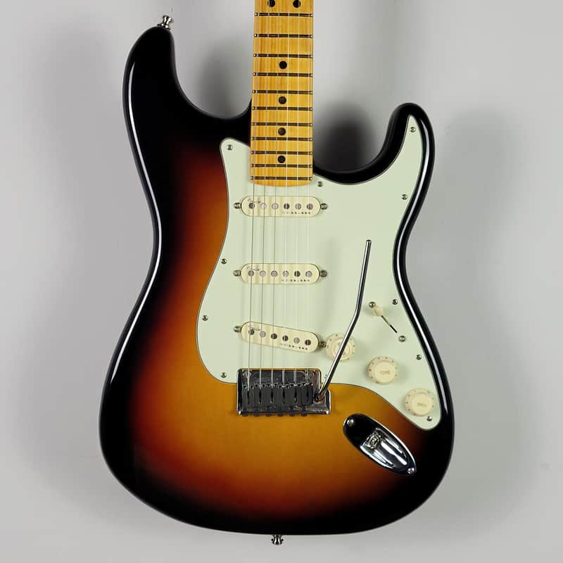2021 Fender American Ultra Stratocaster - Sunburst With OHSC & Case Candy