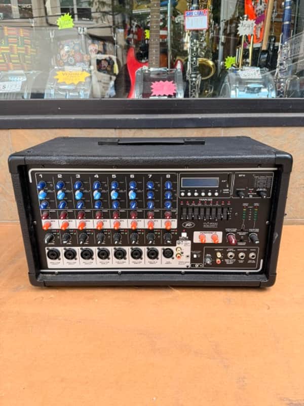 Peavey PV i8500 400 Watt Powered Mixer Bild 1