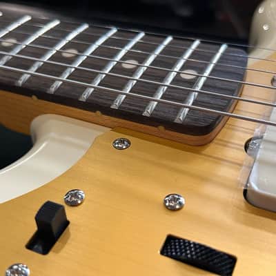 Squier J. Mascis Jazzmaster 2025 - Vintage White image 5
