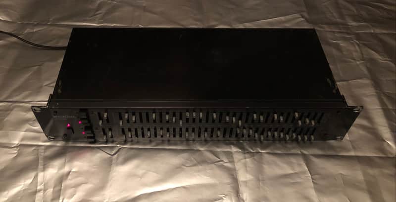SoundTech ST62EQ - Made In Japan, 1980s Stereo Equalizer image 1