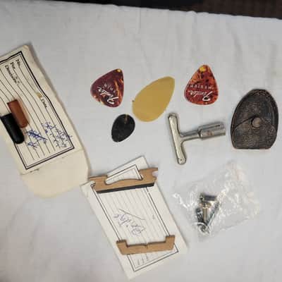 B&D Silver Bell, Model 3, Plectrum Banjo, circa 1926, with original case image 24