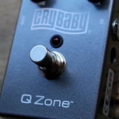 MXR "Cry Baby Q Zone" (QZ1) imagen 3