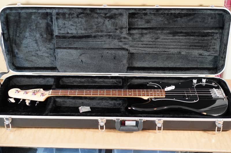 Fender Highway One Precision Bass 2006-2011 | Reverb UK