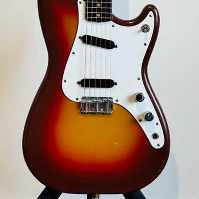 Fender Duo-Sonic 1961 - Sunburst with OHSC image 2