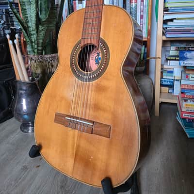 Instrumentos Commarin  Spanish Classical Guitar 1950s 1960s - lacquered image 2