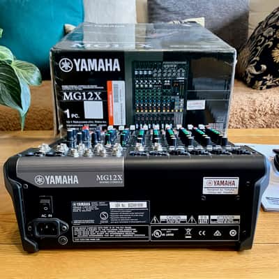 Yamaha MG12X-CV **Excellent Condition** Original Box & Manuals image 5