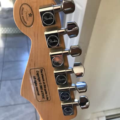 Fender Stratocaster/Splattercaster 2003/04 Blue image 11