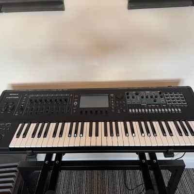 Roland Fantom 6 61-Key Workstation Keyboard 2019 - Present - Black