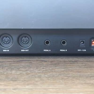 Native Instruments Komplete Kontrol S88 MKii - Black image 8