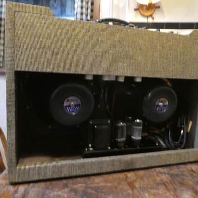 1961 Tweed Airline GVC-9010A Supro 1688TN high power Dual Tone + Thunderbolt image 7
