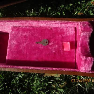 Gibson ES-140 & LG-2 3/4 Lipton Guitar Case, 1950's, Rare image 7