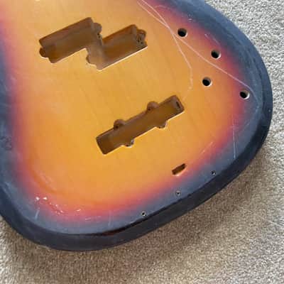 Sunburst Finish 4 String Bass Body image 4