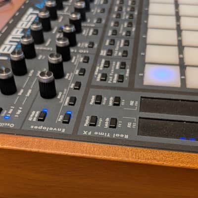 Dave Smith Instruments Tempest 6-Voice Drum Machine 2011 - 2018 - Black with Wood Sides + Decksaver image 3