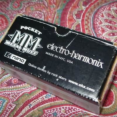 used condition Electro-Harmonix EMPTY CARDBOARD BOX and copy of Owner's Manual ONLY for Pocket Metal Muff (NO pedal, NO original Owner's Manual, NO warranty / registration paperwork) 2010s - BOX: cardboard - OUTER AREAS: Mostly black/GRAPHIC: black&white image 6