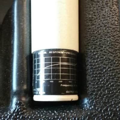 Peavey PBH Cardioid Dynamic Microphone image 4