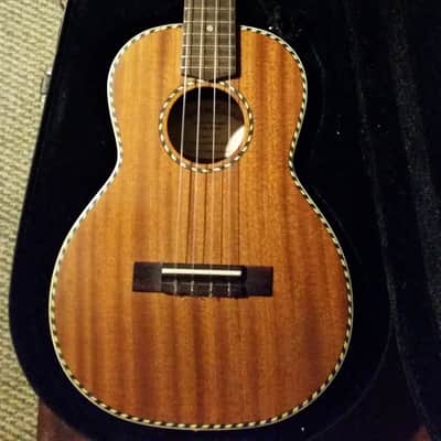 Mainland Classic Mahogany Tenor ukulele image 1