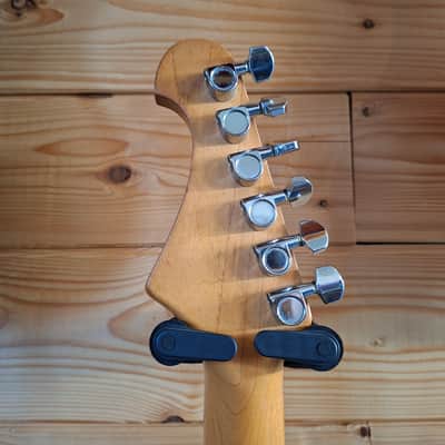 Chery Strat-Style Electric Guitar – 1990s Korea – Metallic Red image 10