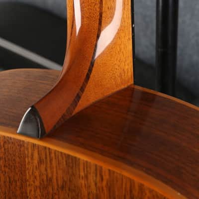 Lowden O Style - Cedar Top - Mahogany Body - Hard Case - 2nd Hand image 9