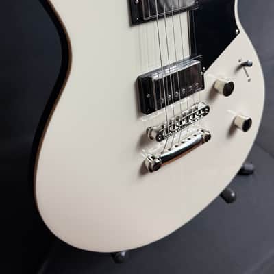 Yamaha RSS20 Revstar Standard Electric Guitar Vintage White w/ Gig Bag (030) image 5