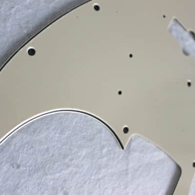 No Brand For Japan Jazz Bass Style Scratch Plate 3 Ply Vintage Yellow image 4