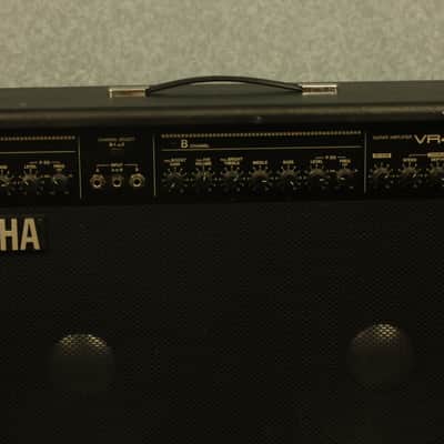 Yamaha VR4000 50-Watt 2x10 Guitar Amplifier with Footswitches and Paperwork image 6