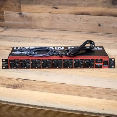Immagine Behringer Ultragain Digital ADA8200 8-Channel ADAT Audio Interface U286821 - 2