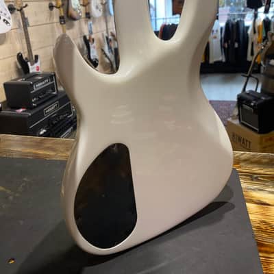 1980's Peavey USA Dyna Bass Neck Thru Design Unity Series White w/Original Case, Tags. COM image 15