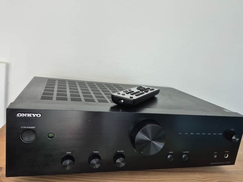 Amplificateur Intégré Onkyo A-9010 – Fabriqué Au Japon – Occasion