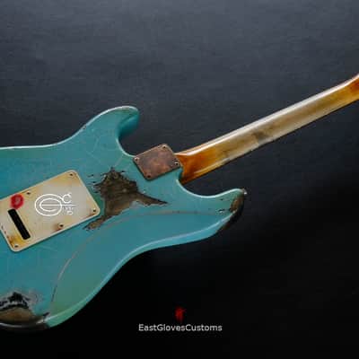 Fender Stratocaster 50th Anniversary Daphne Blue/Silver Aged Relic image 9