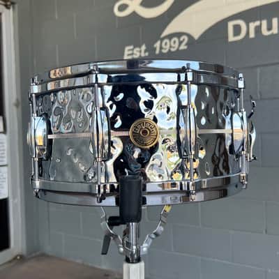 Gretsch USA Custom 6.5x14" Hammered Chrome Over Brass Snare Drum image 2
