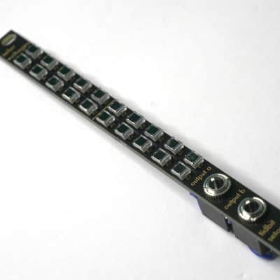 Tidbit Audio Solar Voltages - Two Channel Light Theremin - Eurorack - 2hp 2023 - Black image 1