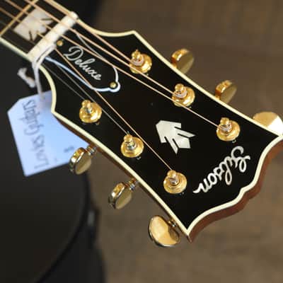 Minty! 2023 Gibson Custom Shop SJ-200 Deluxe Acoustic Guitar Rosewood Burst + OHSC image 11