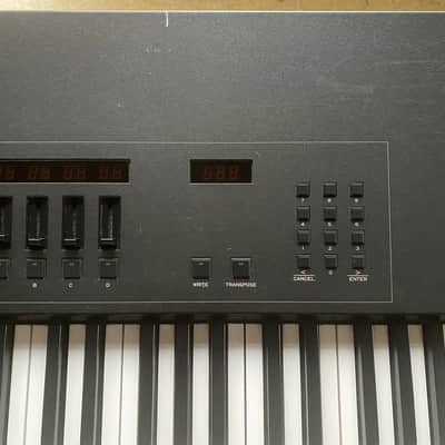 Kawai M8000 image 7