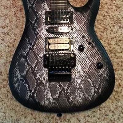 Cort X-6VPR-BKS Snake Skin electric guitar w/DiMarzio Super Distortion Bridge Pickup image 4
