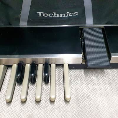 Technics SX-C600 ✅ Rare Ultra-Modern Vintage Combo Organ ✅ Rich PCM & Analog Wave Synthesis ✅ Fully Checked & Cleaned ✅ Striking Futurist Design ✅ Worldwide Shipping image 9
