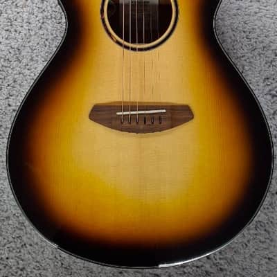 Breedlove ECO Discovery Concert S Concert CE Acoustic Electric Guitar, Edgeburst