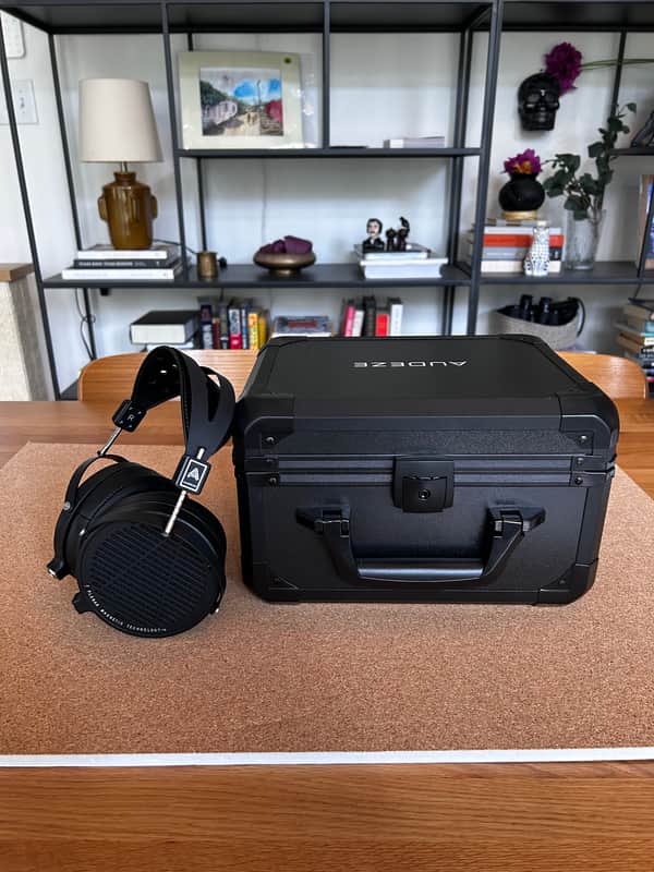 Audeze LCD-2 Classic - Black image 1